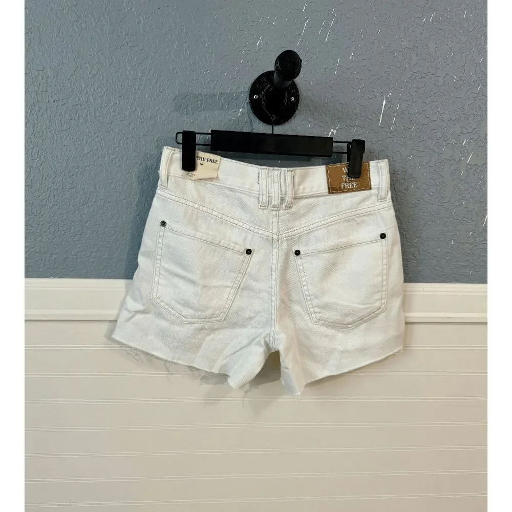 Free People Women's White Casual Beachy Solid Cut-Out Denim Jean Shorts Size 25